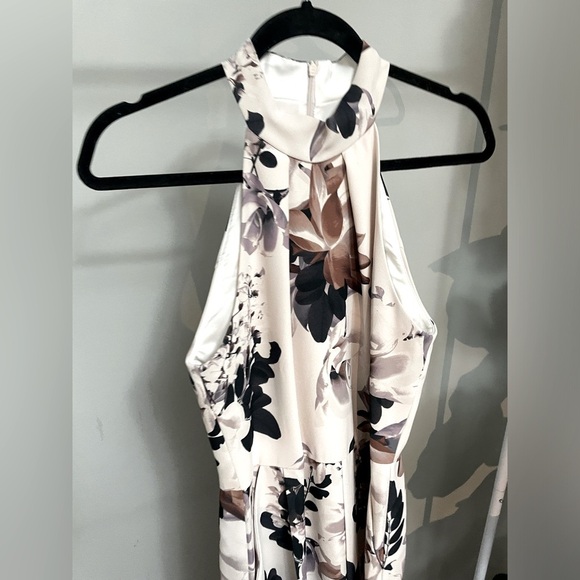 Le Chateau Floral Sleeveless Jumpsuit Size XS - Picture 4 of 4